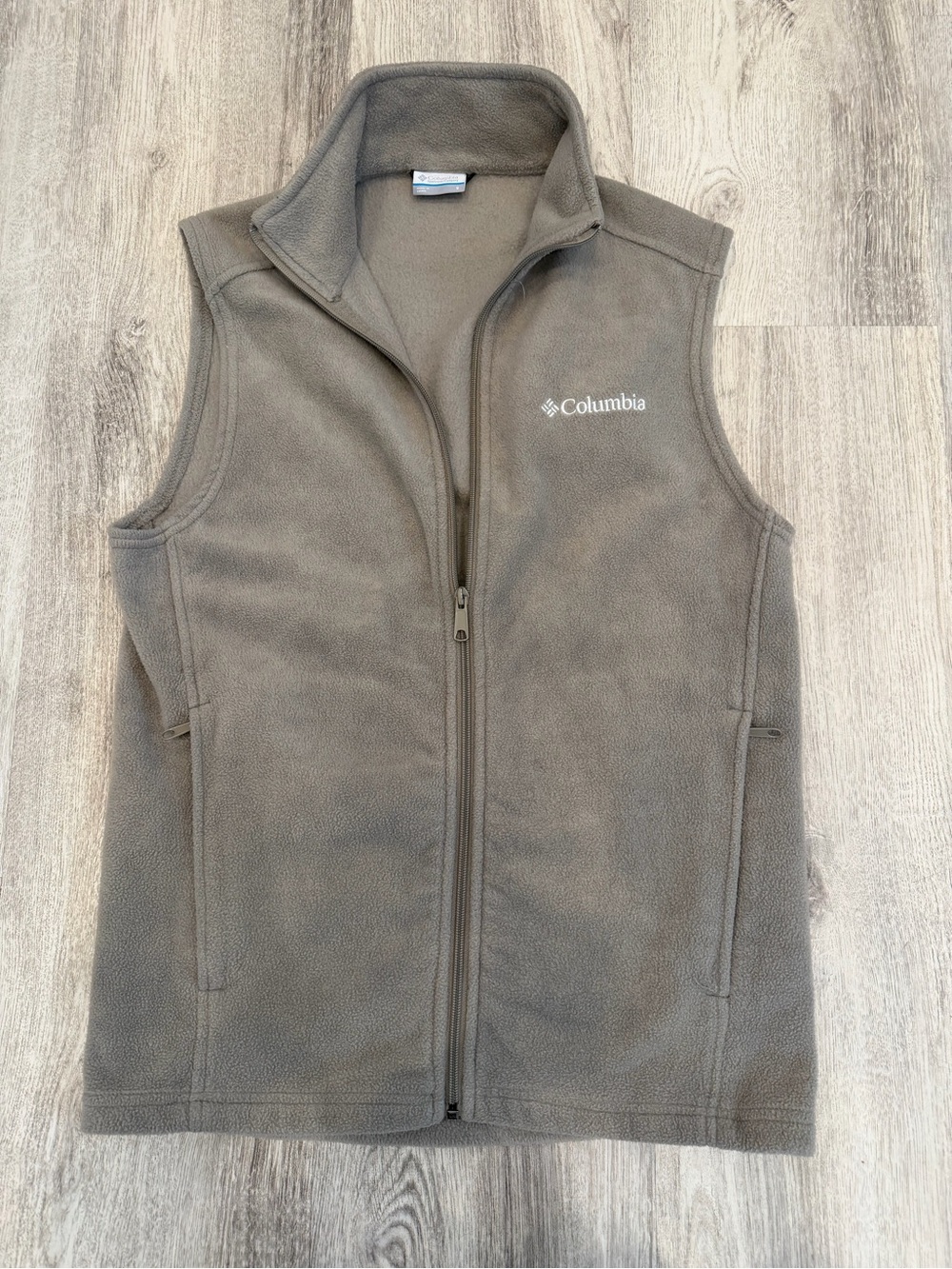 Columbia Men’s Small Taupe Gray Full Zip Fleece Vest